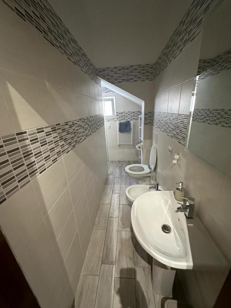 Mondo House Fiumicino Eksteriør billede