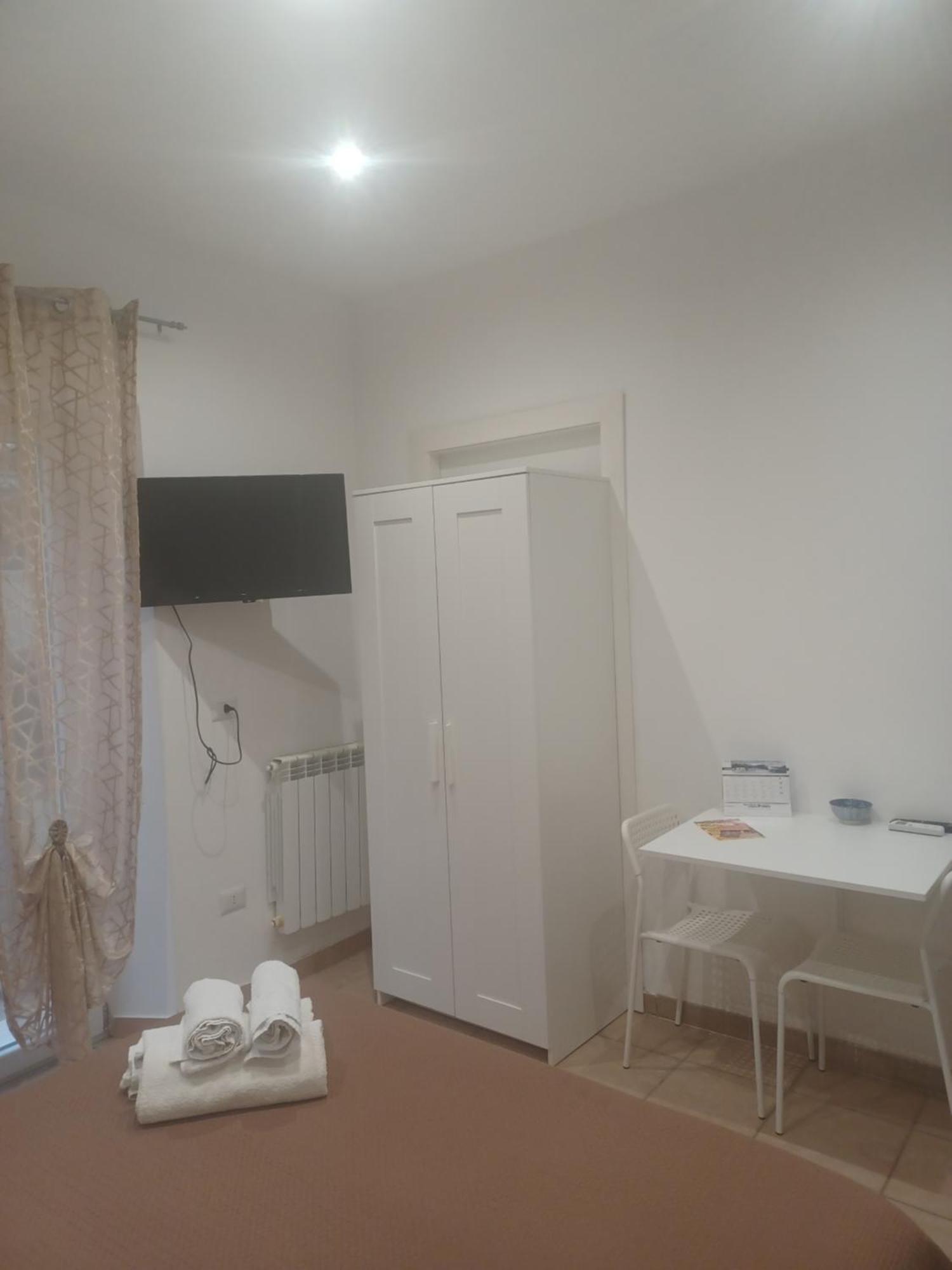 Mondo House Fiumicino Værelse billede